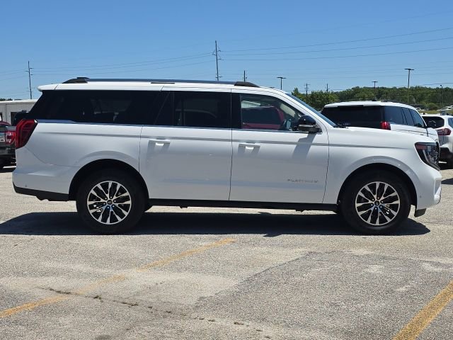 Used 2025 Ford Expedition Max Platinum AWD/4WD image 5