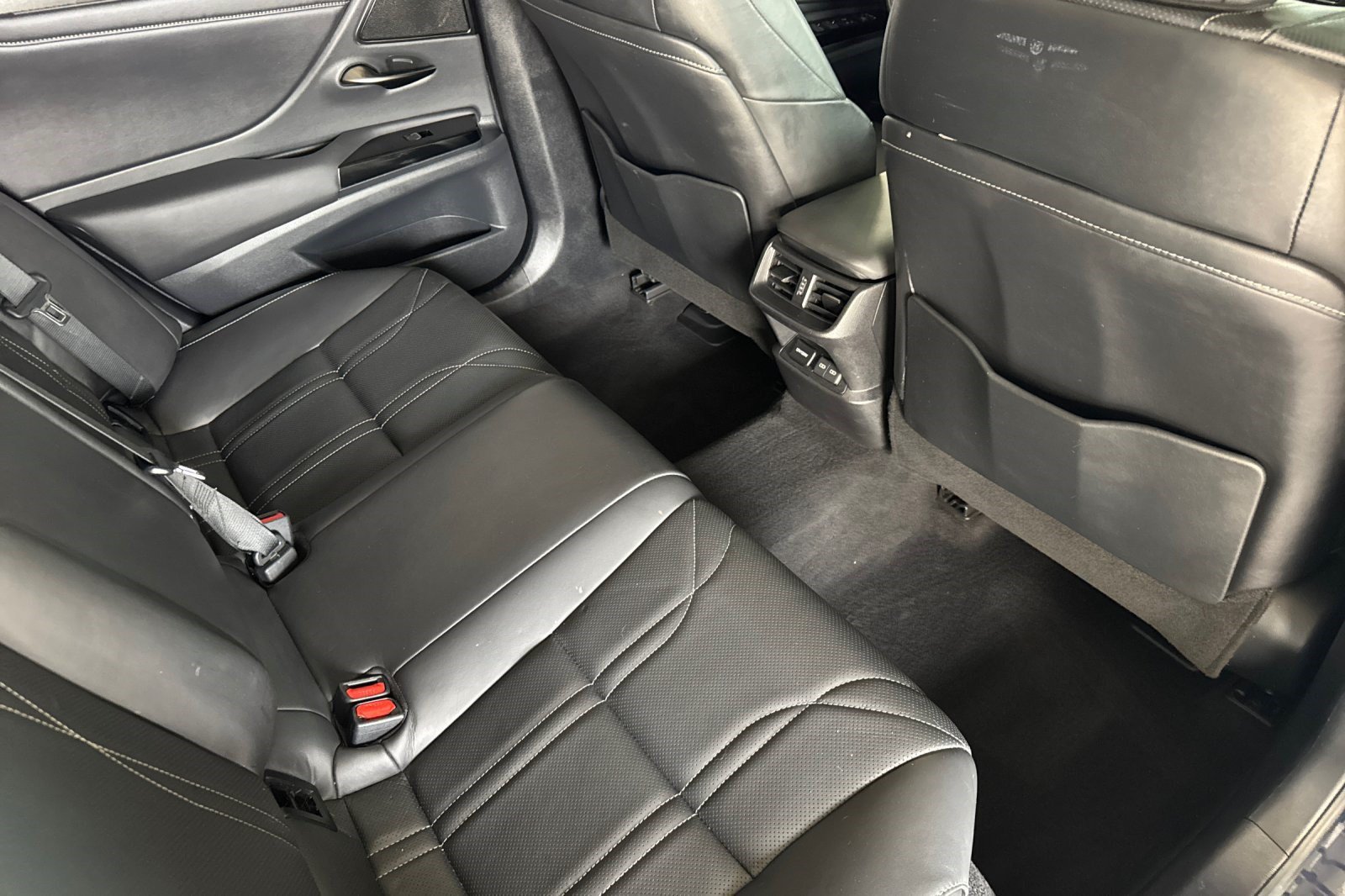 Used 2023 Lexus ES 350 w/ Accessory Package (Z1) FWD image 32
