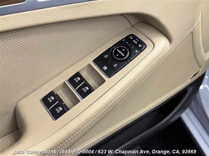 Used 2015 Hyundai Genesis 3.8 w/ Option Group 02 image 27