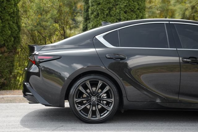 Used 2024 Lexus IS 300 F Sport RWD image 9