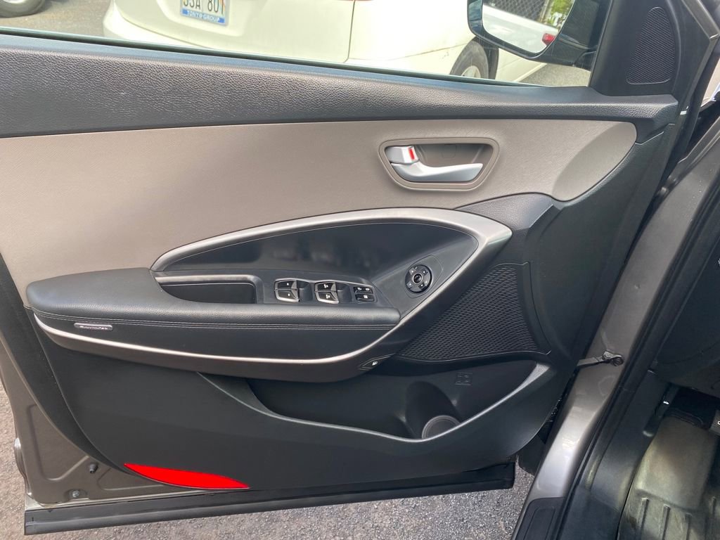 Used 2017 Hyundai Santa Fe Sport image 31