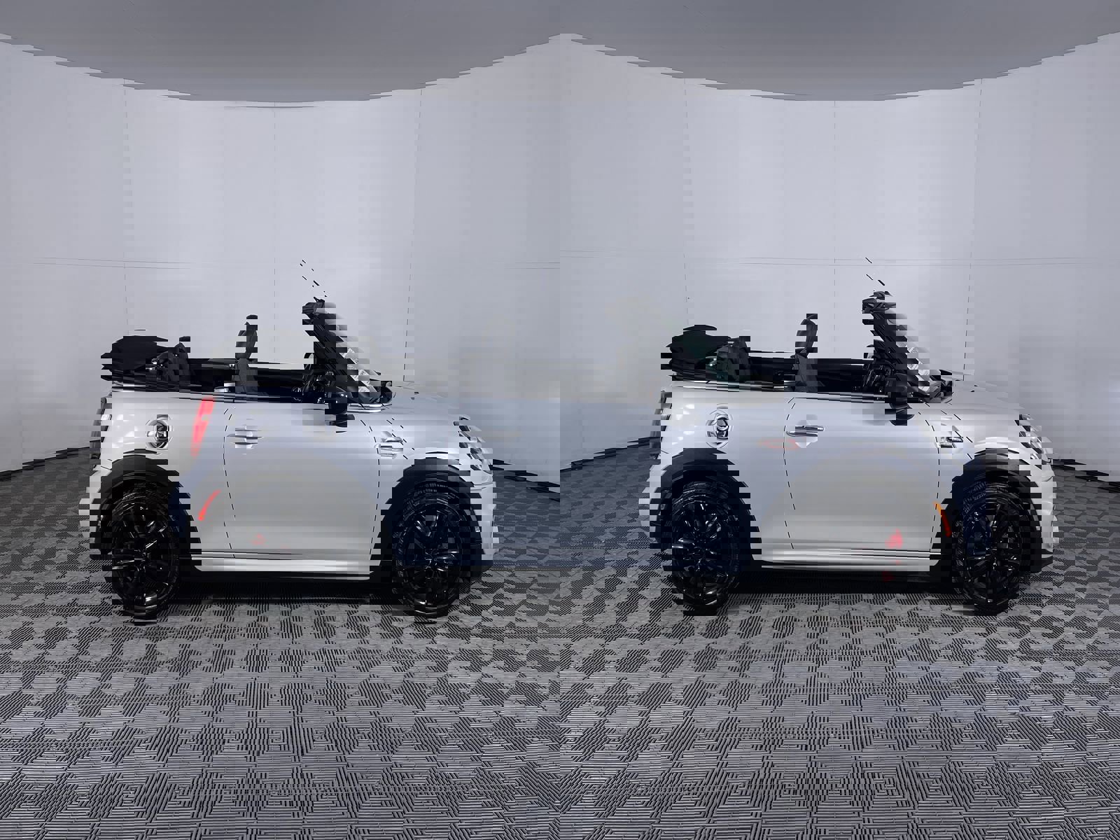 Used 2019 MINI Cooper John Cooper Works image 34