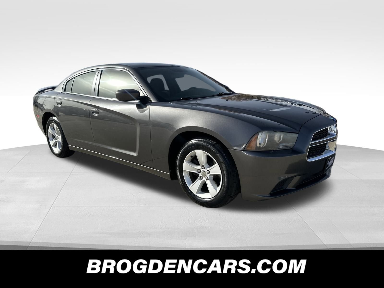 Used 2014 Dodge Charger SE 360° Tour