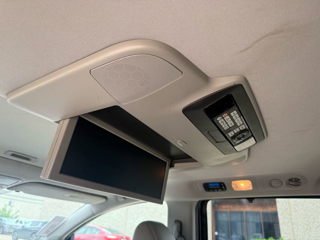 Used 2012 Honda Odyssey Touring image 14