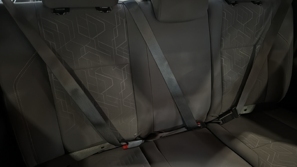 Used 2019 Toyota Tacoma SR5 AWD/4WD image 12