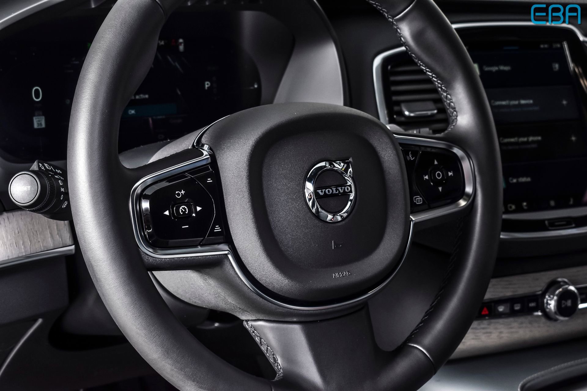 Used 2024 Volvo XC90 T8 Ultimate w/ Protection Package AWD/4WD image 18