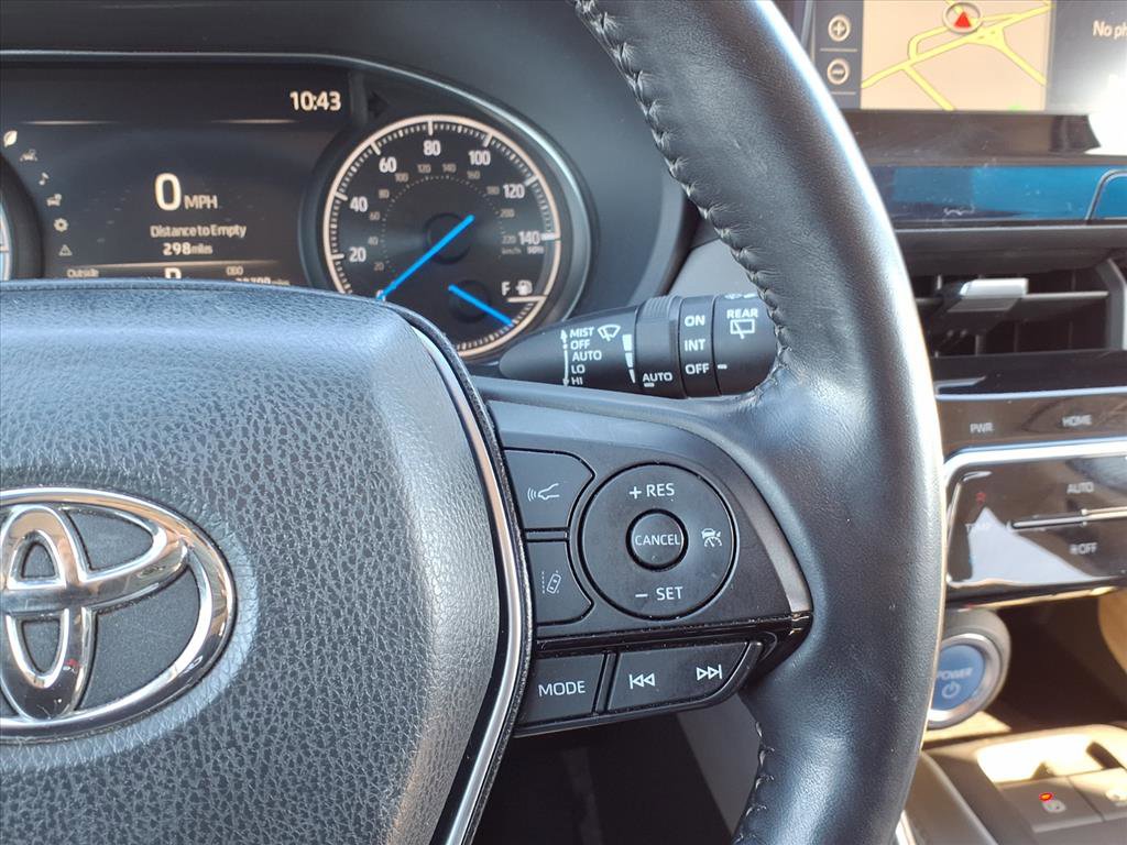 Used 2021 Toyota Venza Limited image 13