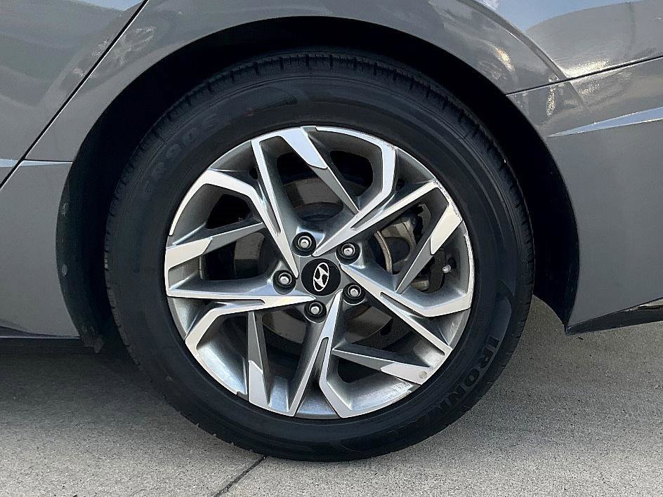 Used 2023 Hyundai Sonata SEL image 12