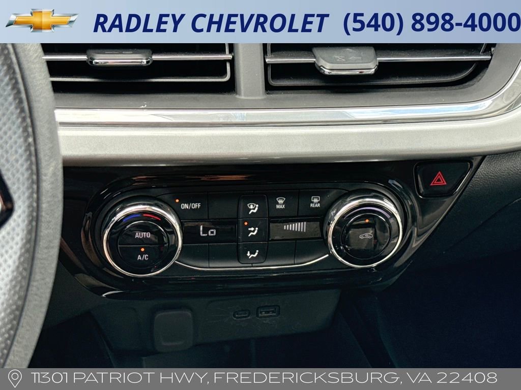 Certified 2024 Chevrolet Trax LT image 19