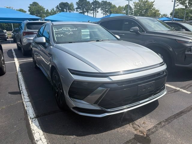 Used 2024 Hyundai Sonata SEL FWD image 1