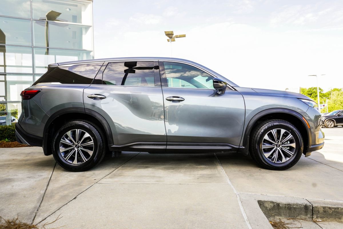 Certified 2024 INFINITI QX60 Pure image 6