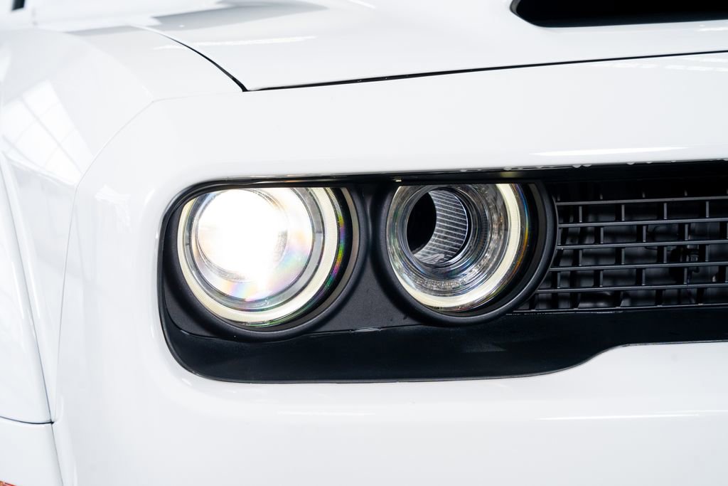 Used 2019 Dodge Challenger SRT Hellcat w/ Widebody Package RWD image 8