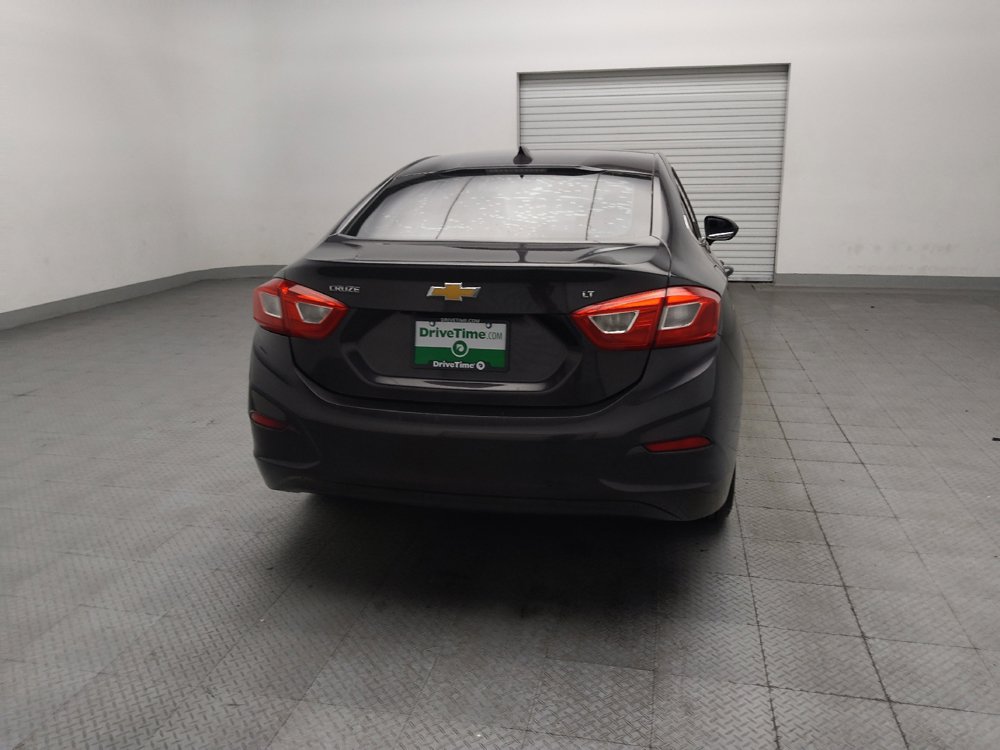 Used 2017 Chevrolet Cruze LT FWD image 7