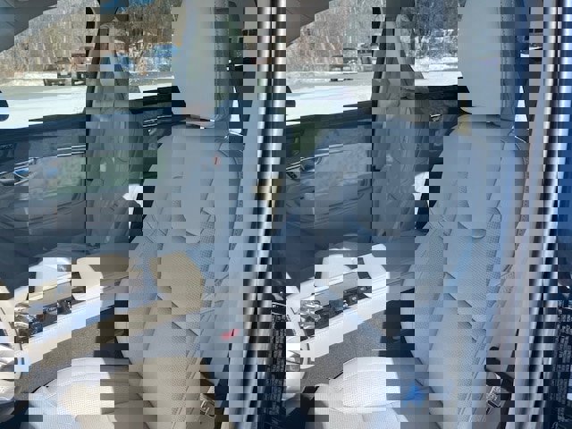 New 2026 Volvo XC90 B6 Ultra w/ Protection Package image 12