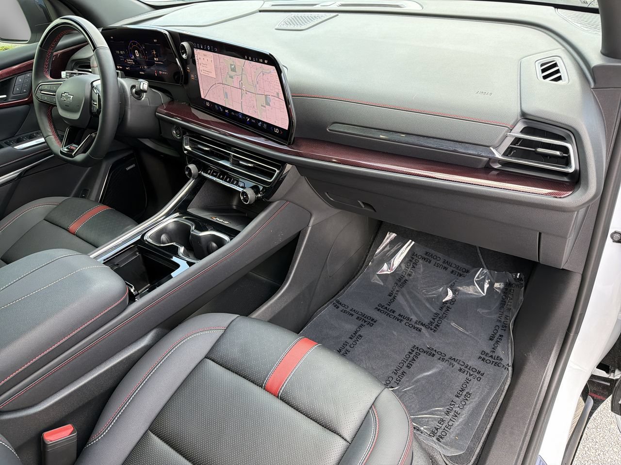 Used 2026 Chevrolet Traverse RS w/ LPO, Floor Liner Package AWD/4WD image 9
