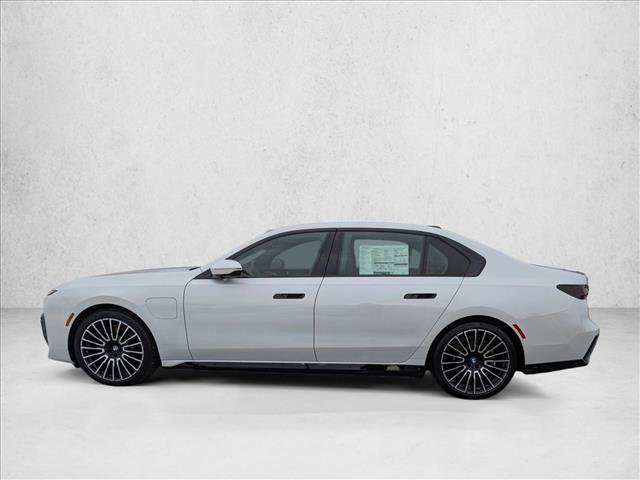 Certified 2026 BMW 750e xDrive AWD/4WD image 5
