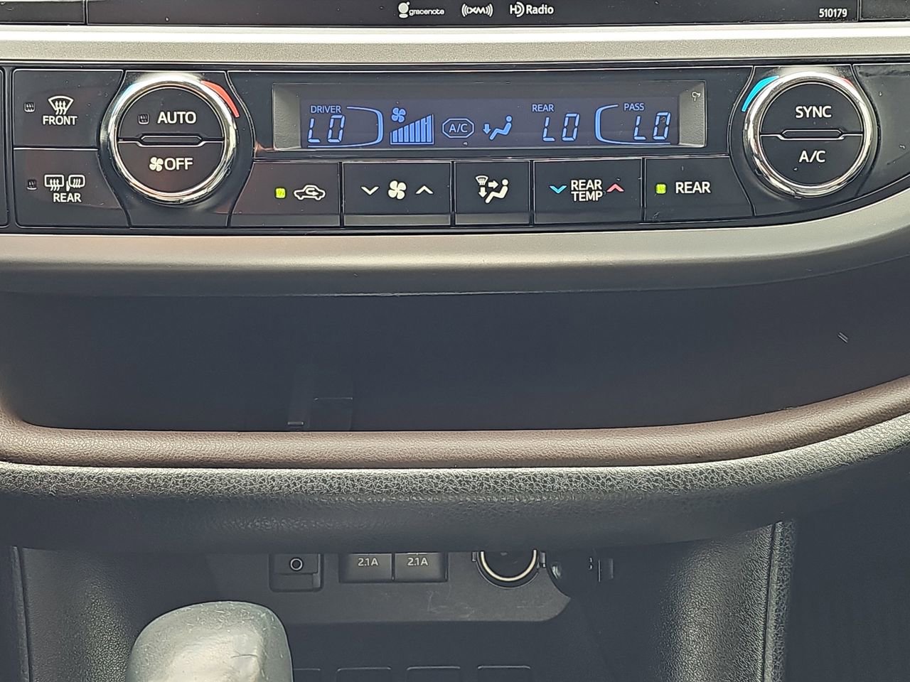 Used 2017 Toyota Highlander XLE w/ Protection Package #3 image 28