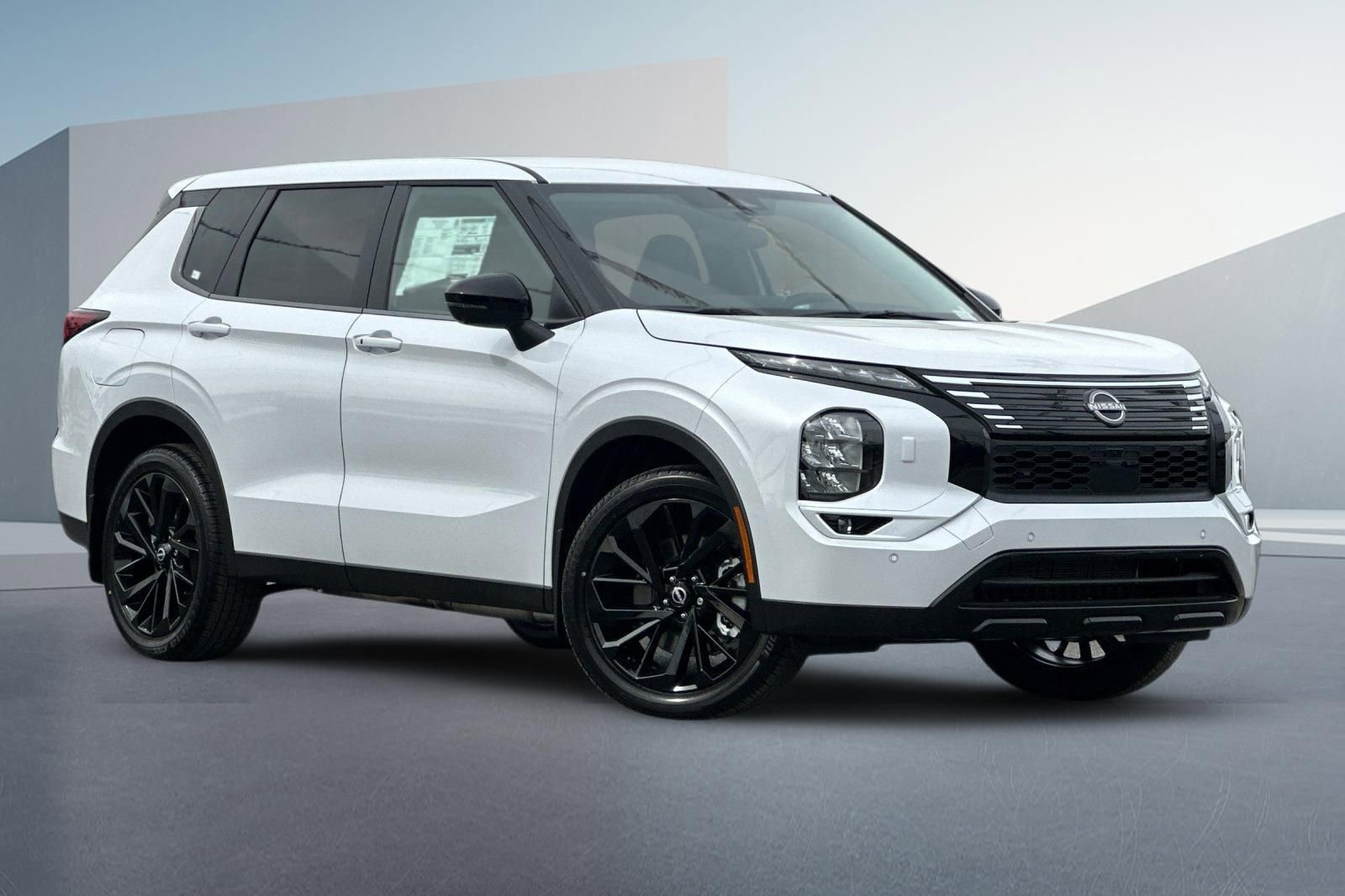 New 2026 Nissan Rogue SL image 2