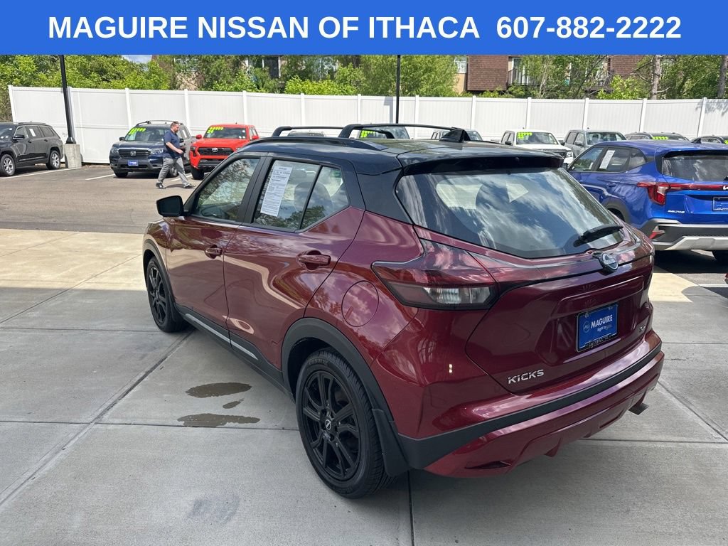 Used 2023 Nissan Kicks SR w/ SR Premium Package FWD image 7