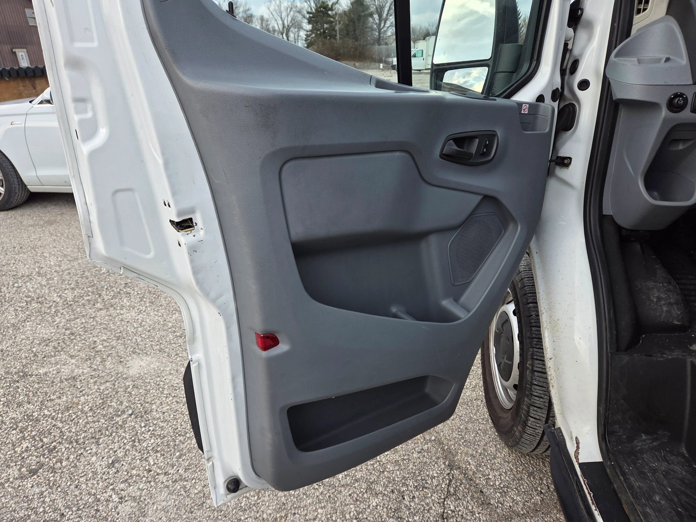 Used 2019 Ford Transit 250 148 Low Roof image 12