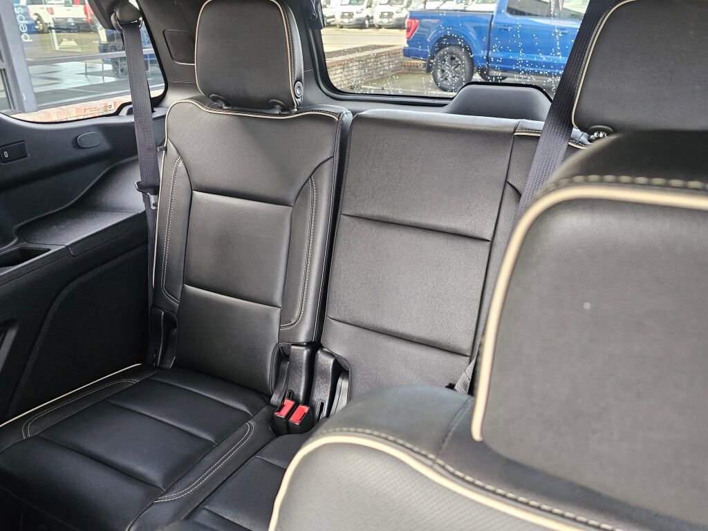 Used 2023 Chevrolet Tahoe Premier image 15