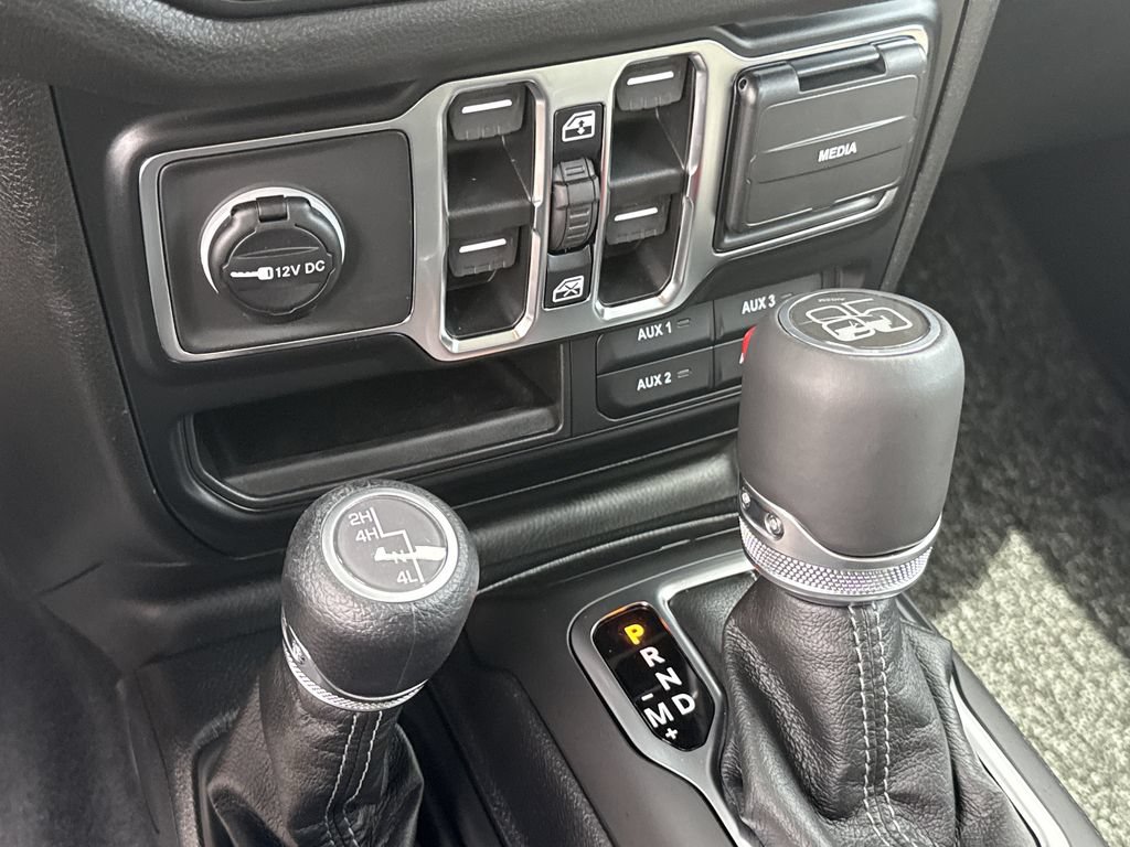 New 2026 Jeep Gladiator Sport AWD/4WD image 21