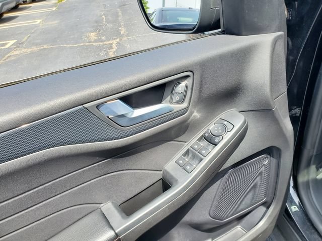 Used 2024 Ford Escape ST-Line AWD/4WD image 10
