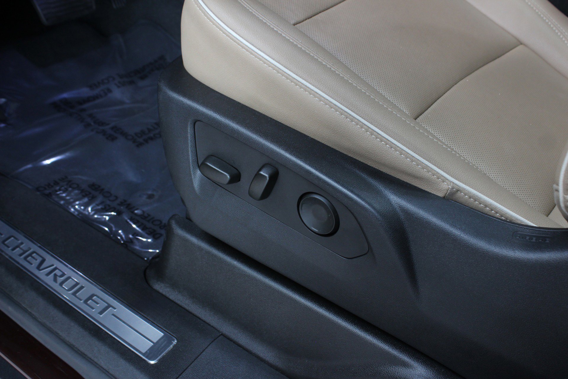 Used 2023 Chevrolet Tahoe Premier RWD image 35