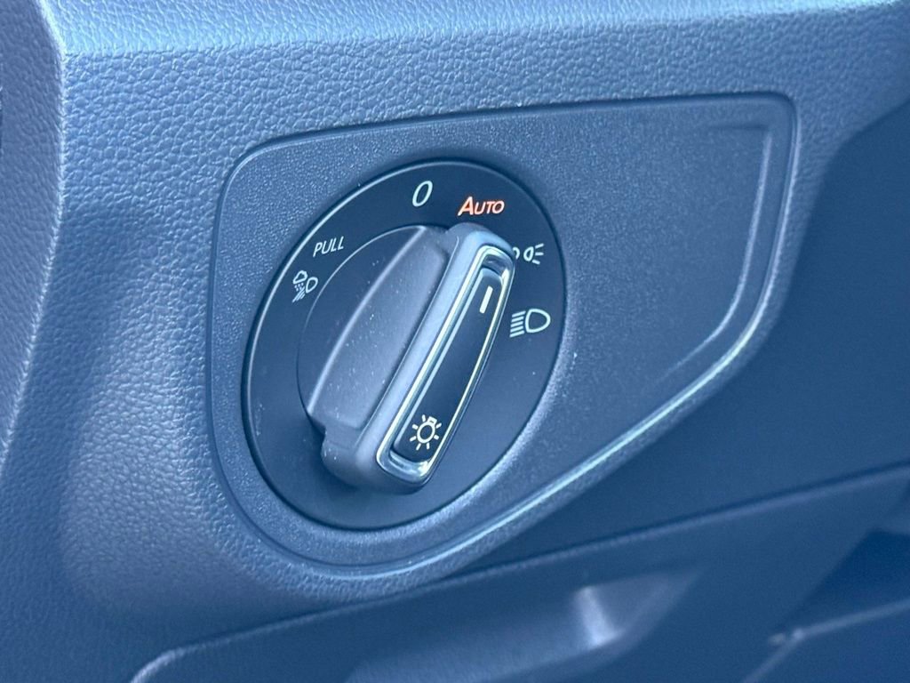 Used 2022 Volkswagen Atlas Cross Sport SEL R-Line image 68