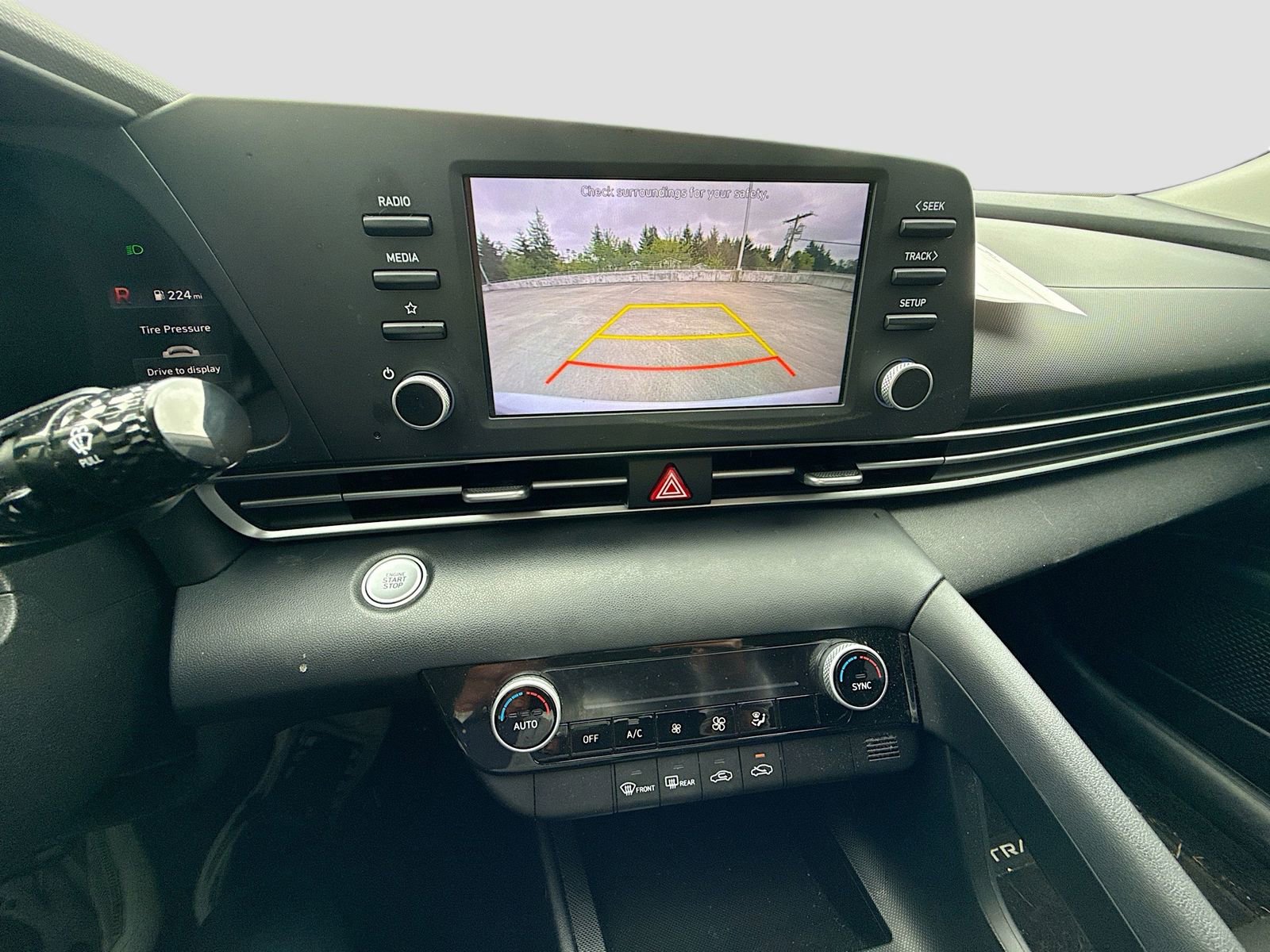 Used 2021 Hyundai Elantra SEL FWD image 14