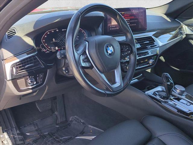 Used 2022 BMW 530e w/ Convenience Package RWD image 10