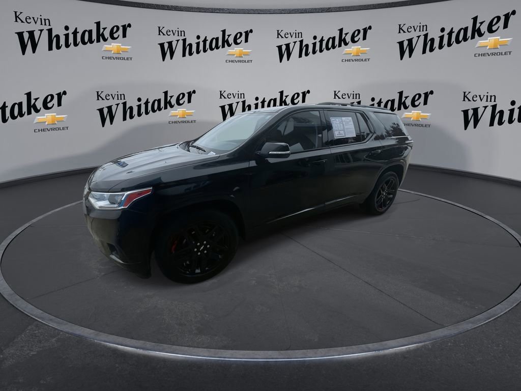 Certified 2019 Chevrolet Traverse Premier w/ Redline Edition FWD image 4