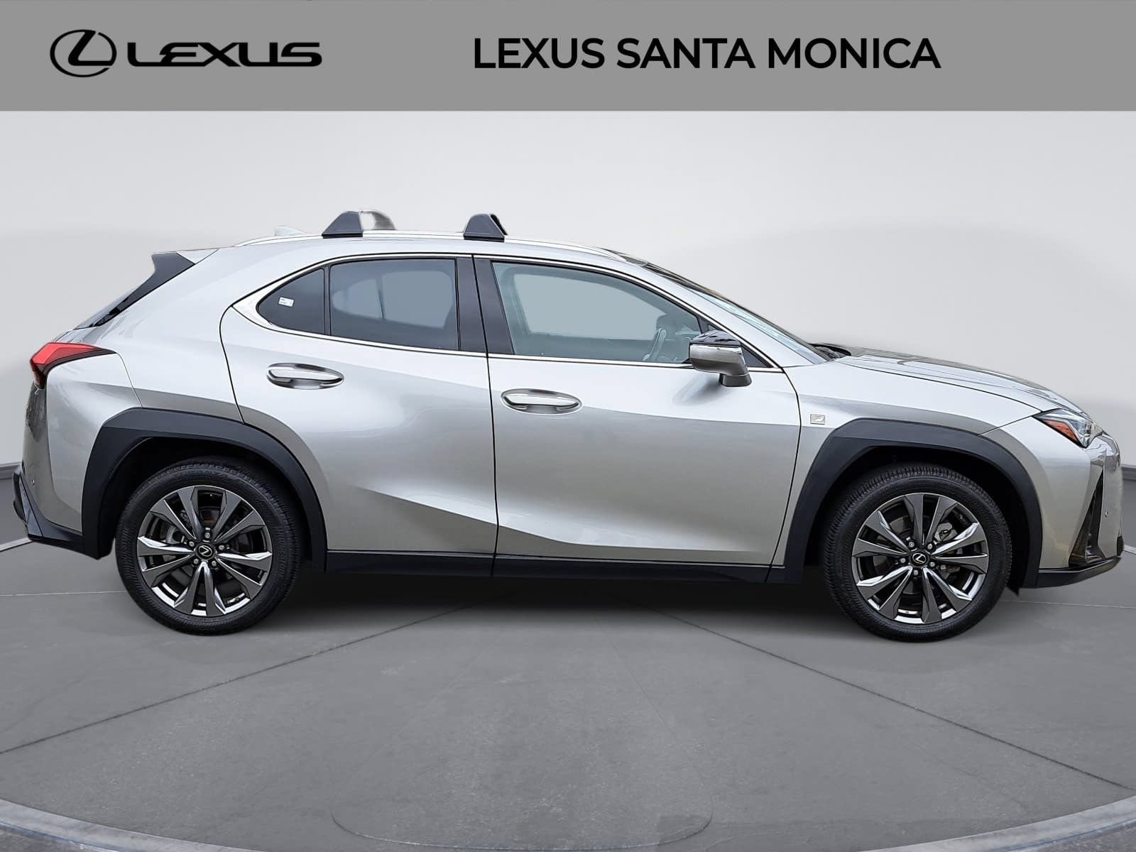 Used 2021 Lexus UX 200 F Sport w/ Accessory Package (Z2) FWD image 4