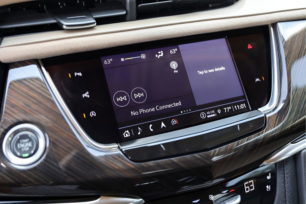 Used 2023 Cadillac XT6 Premium Luxury w/ Platinum Package FWD image 19