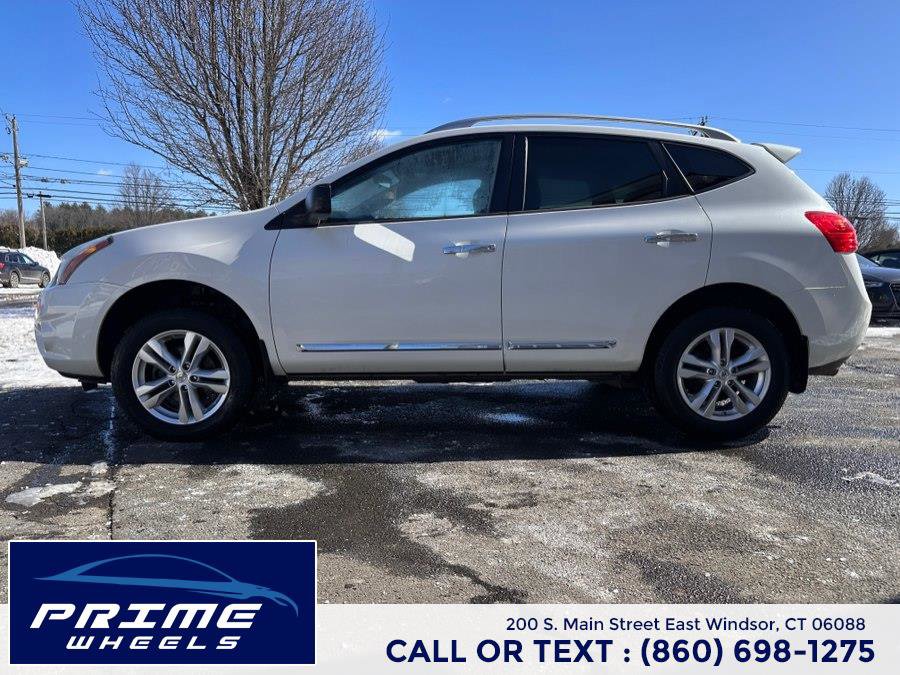 Used 2015 Nissan Rogue S w/ Convenience Package image 4