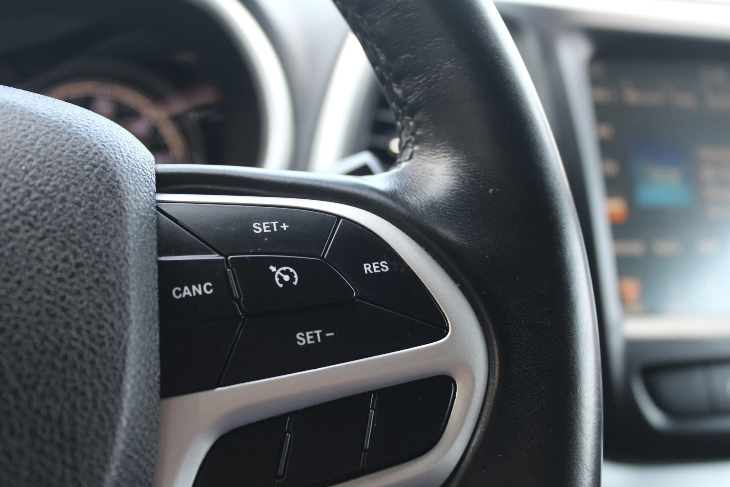 Used 2018 Jeep Cherokee Trailhawk image 27