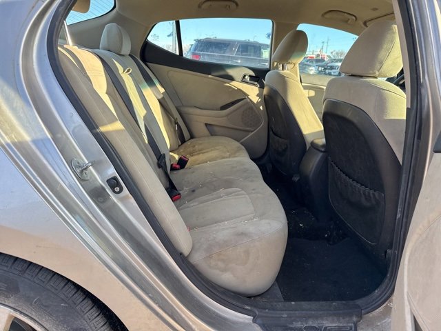 Used 2011 Kia Optima LX image 11