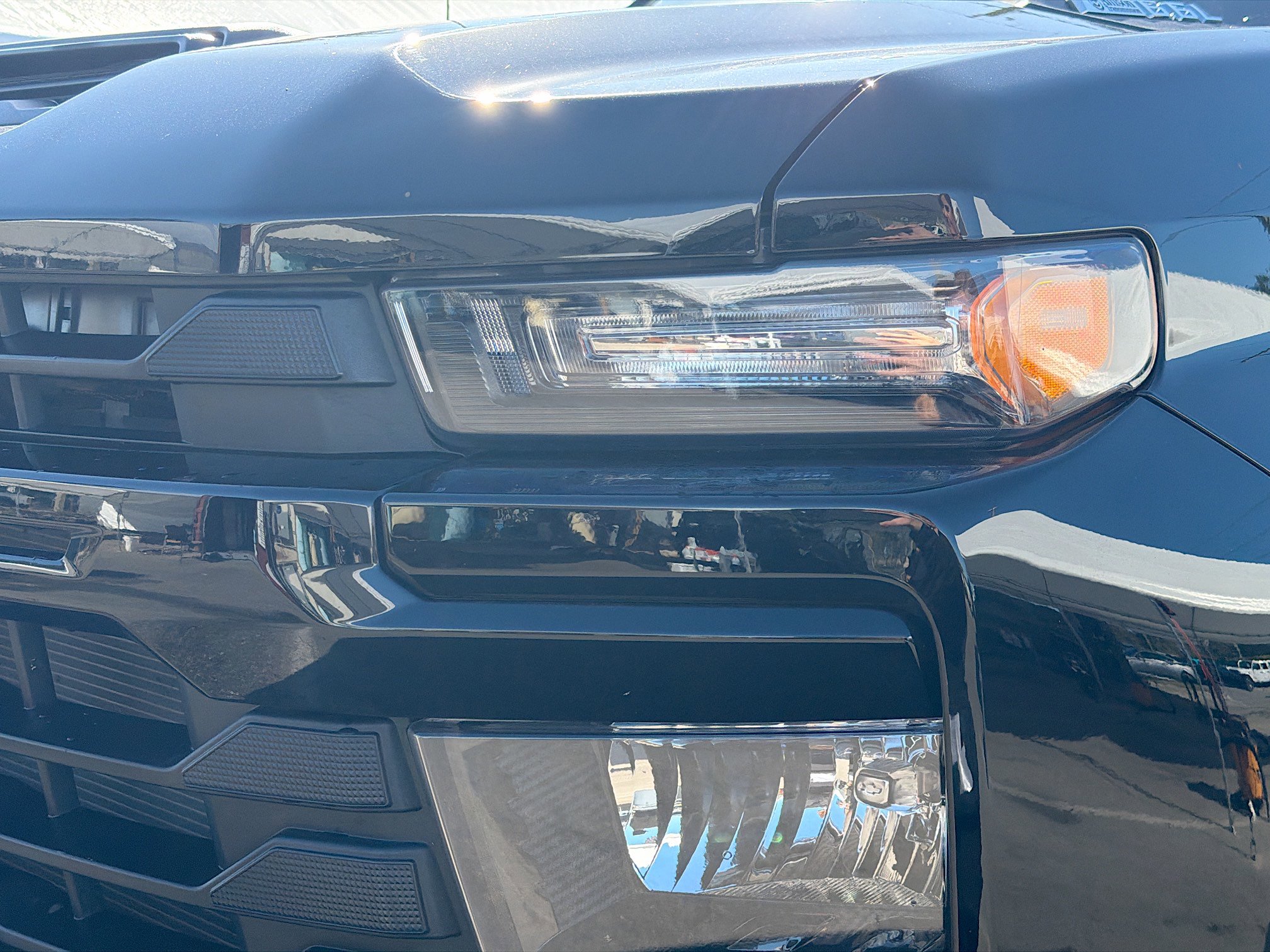 Used 2025 Chevrolet Silverado 2500 Custom w/ Custom Value Package image 9