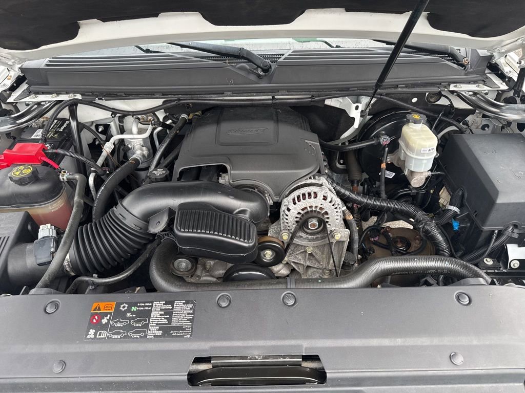 Used 2014 GMC Yukon XL SLT w/ SLT-2 Equipment Package image 31