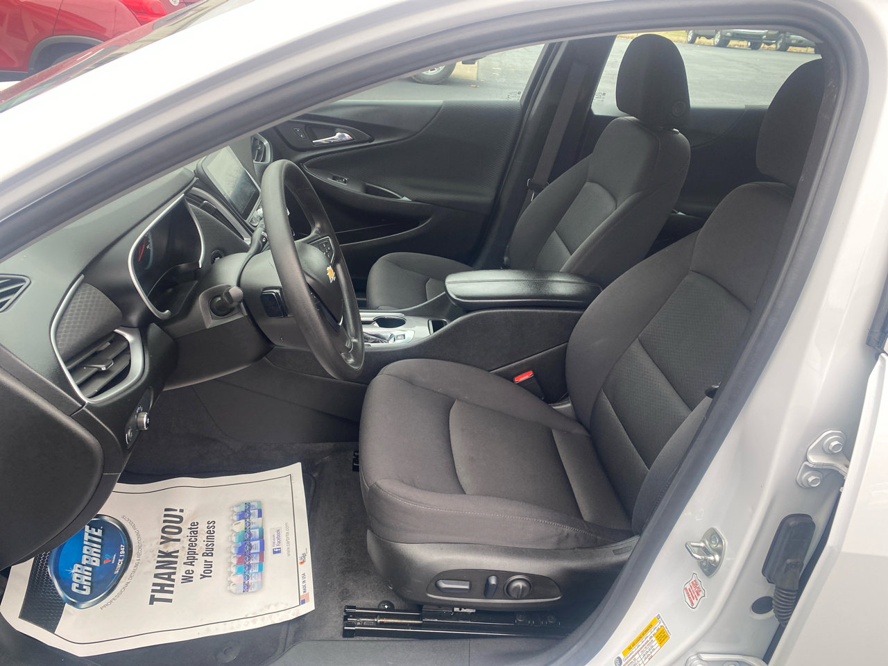 Used 2024 Chevrolet Malibu LT image 11