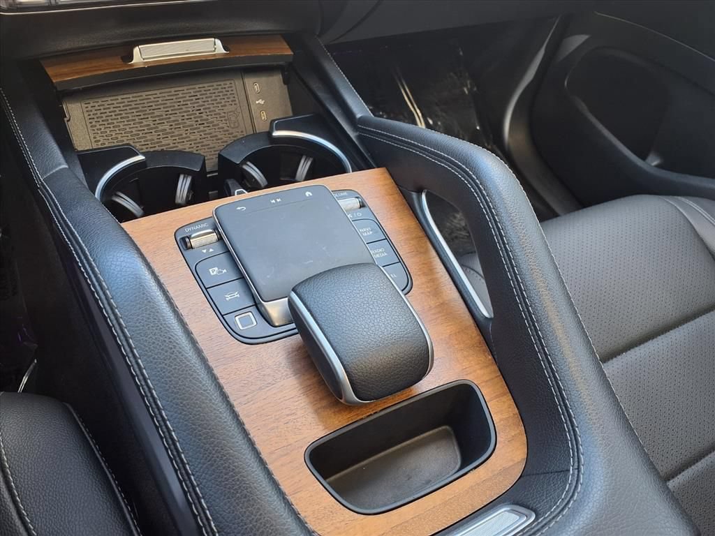 Used 2025 Mercedes-Benz GLE 350 4MATIC w/ Winter Package image 23