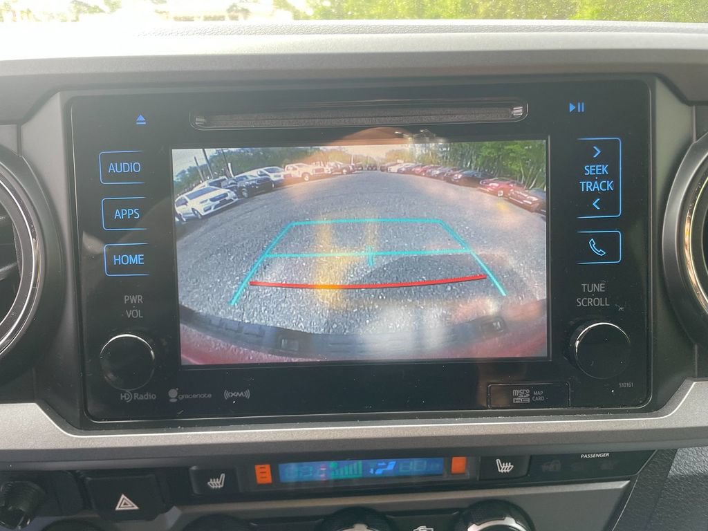 Used 2016 Toyota Tacoma TRD Sport AWD/4WD image 21