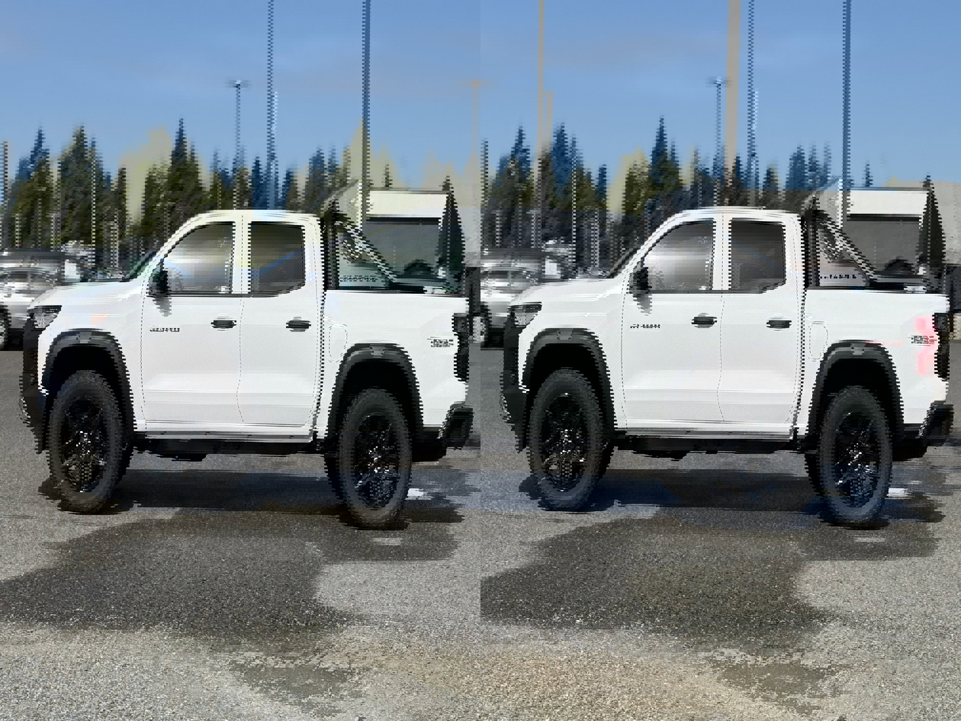 New 2025 Chevrolet Colorado Trail Boss w/ Midnight Edition image 2