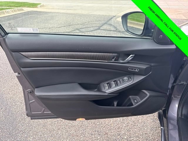 Used 2018 Honda Accord Touring image 52