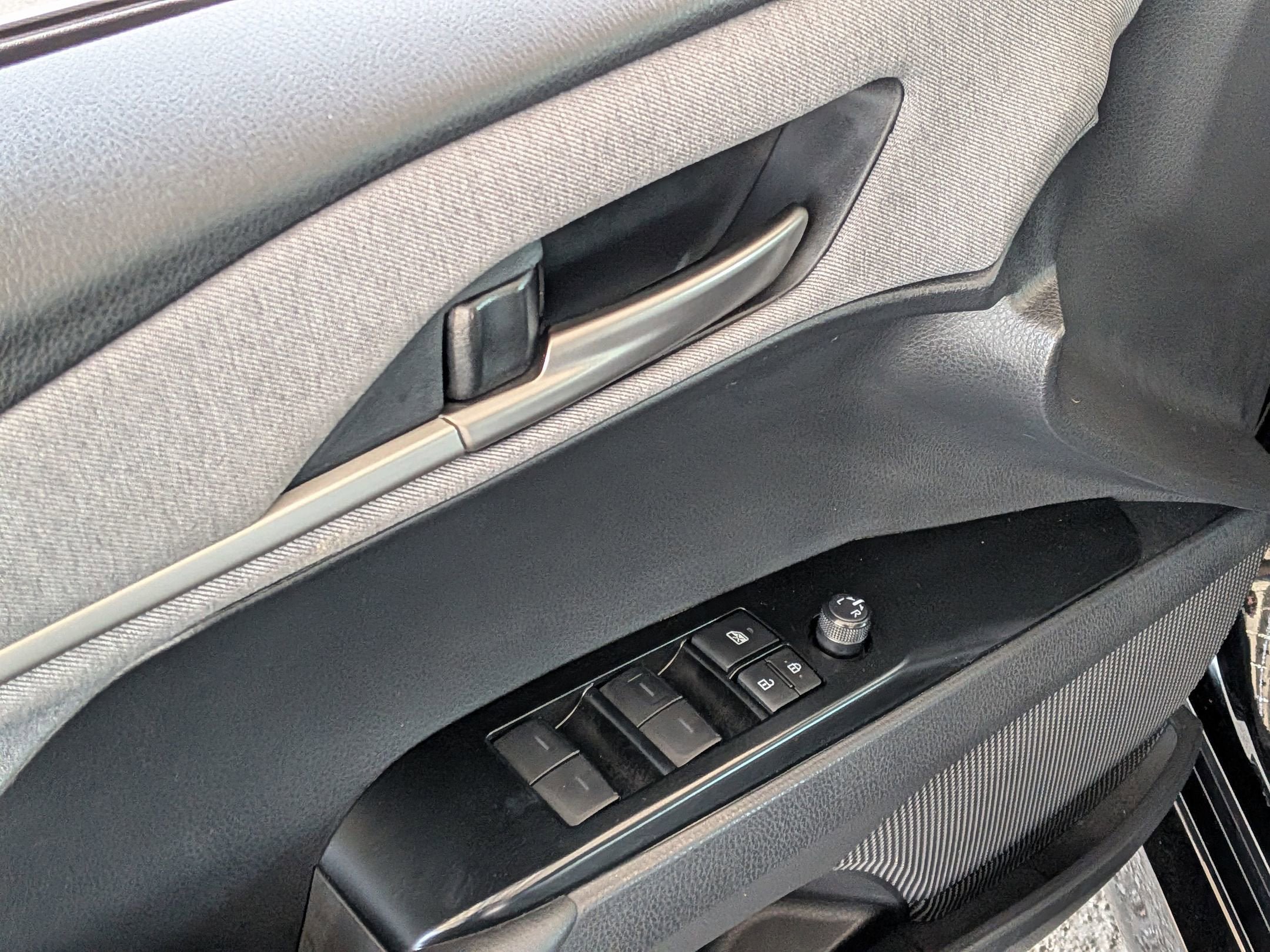 Certified 2025 Toyota Camry LE FWD image 9
