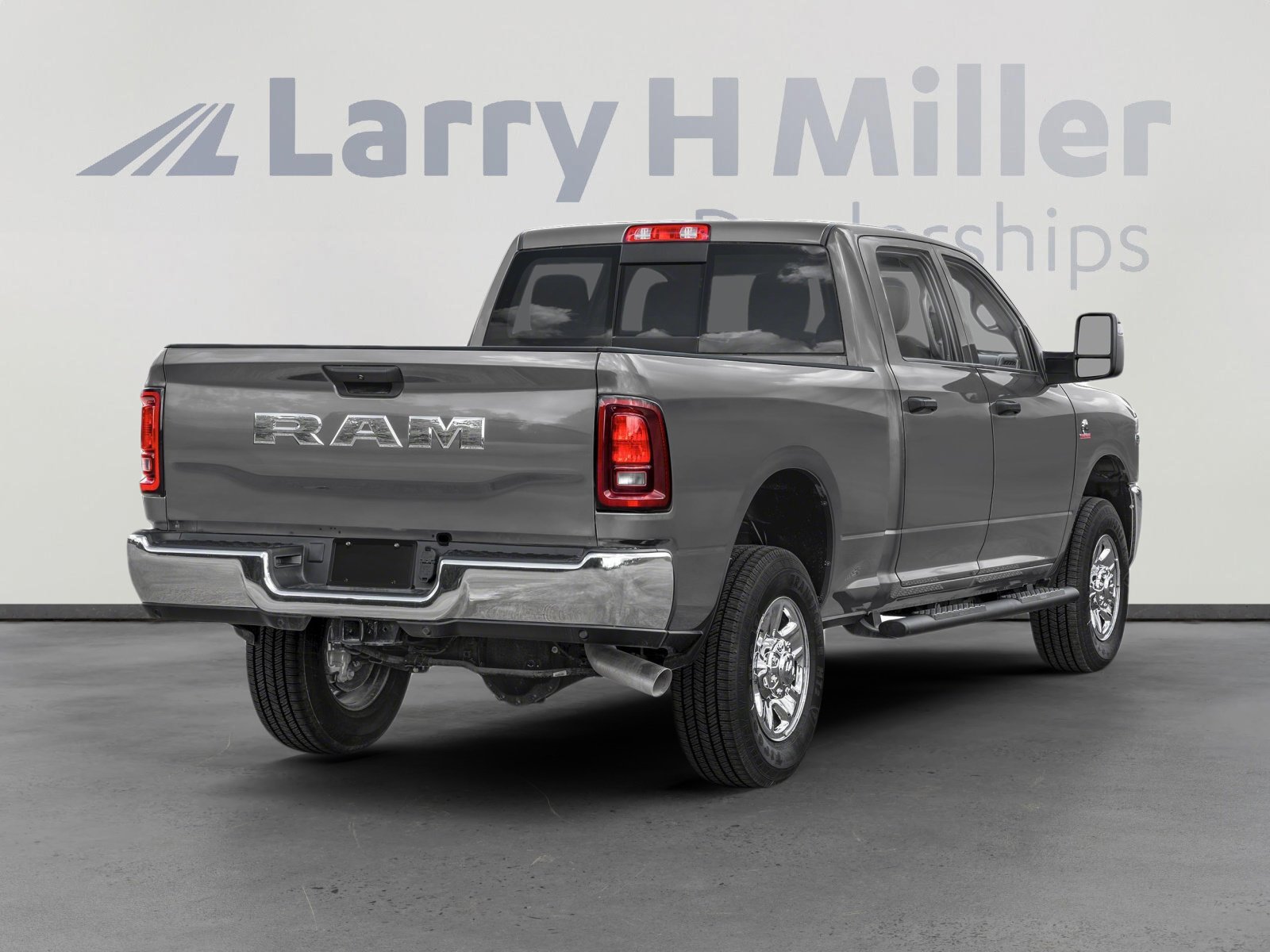 New 2026 RAM 2500 Laramie AWD/4WD image 2
