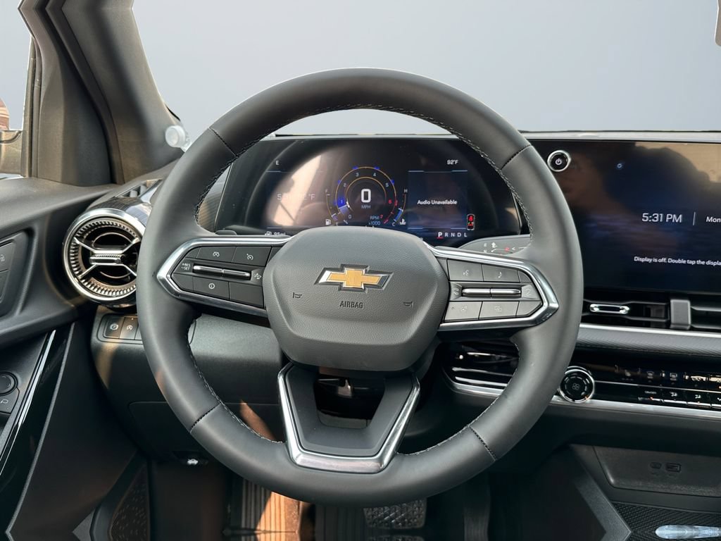New 2027 Chevrolet Equinox LT w/ Safety and Technology Package FWD image 12