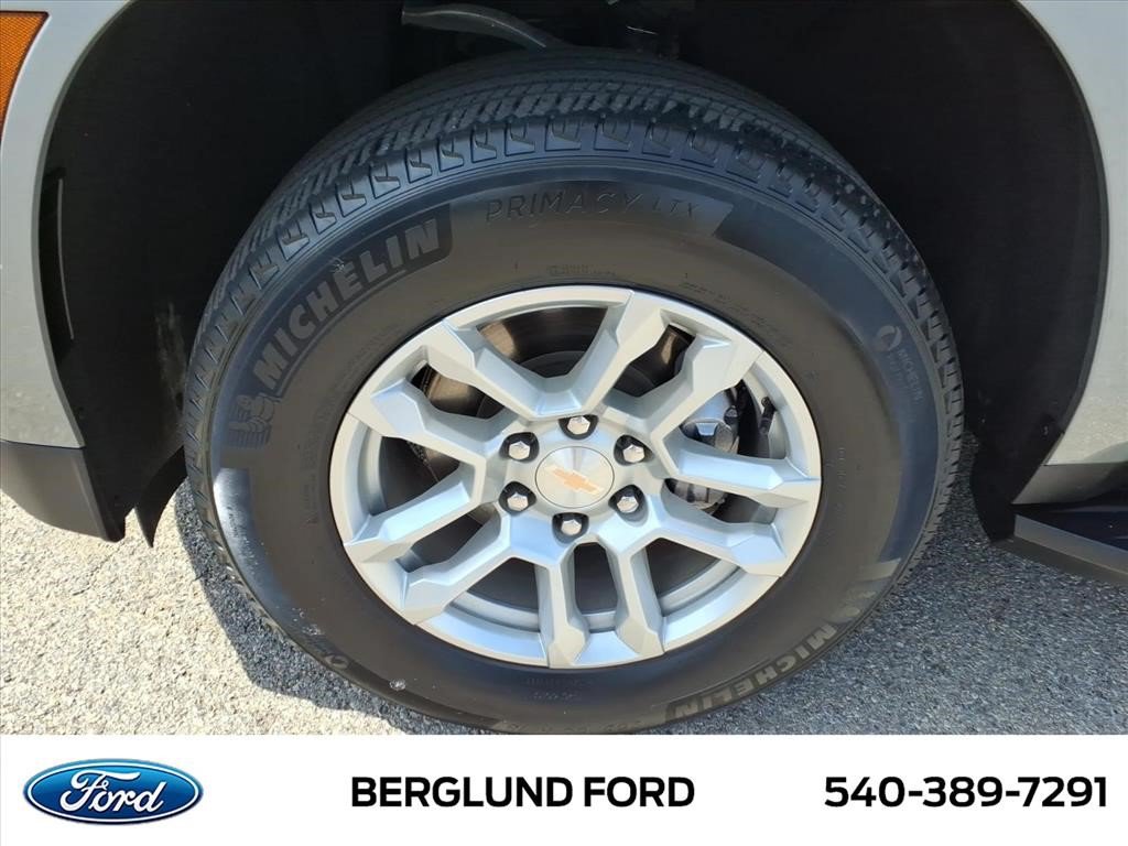 Used 2025 Chevrolet Tahoe LT AWD/4WD image 11
