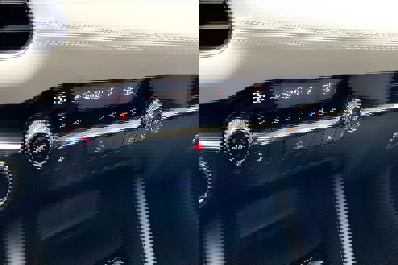 Certified 2025 MAZDA MAZDA3 2.5 Turbo Sedan w/Premium Plus image 31