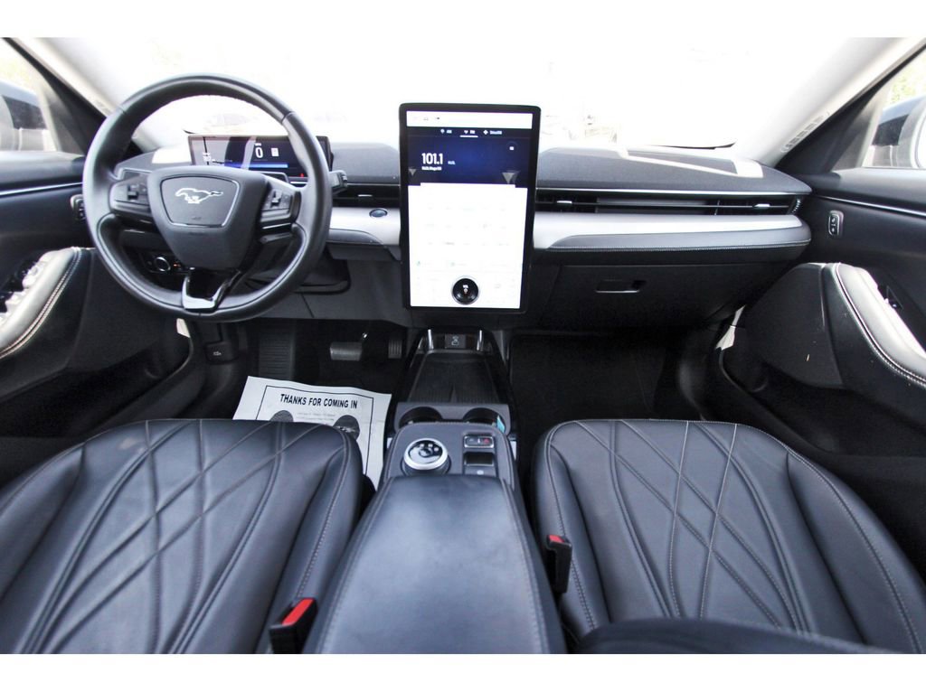 Used 2023 Ford Mustang Mach-E Select image 11